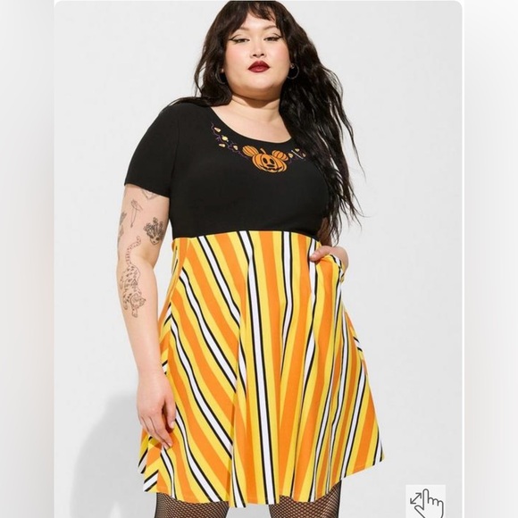 TORRID FOXY DRESS - DISNEY MICKEY MOUSE PUMPKIN CANDY HALLOWEEN PLUS SIZE - Picture 2 of 6